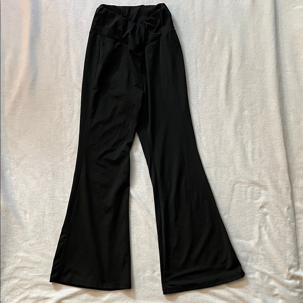 SHEIN Kids Black Flared Leggings